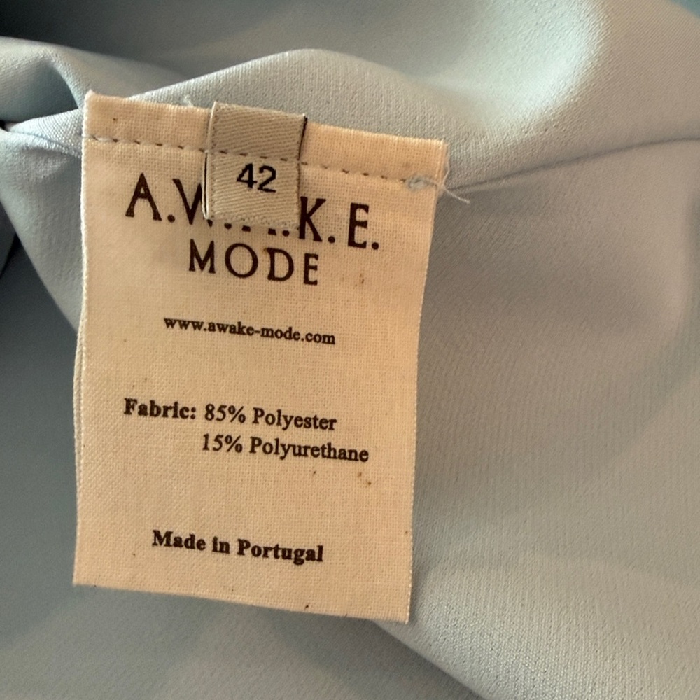 NWT A.W.A.K.E. MODE Pre-Spring 2020 Light Blue Raw Edge Fitted Blouse 42 - Picture 13 of 13